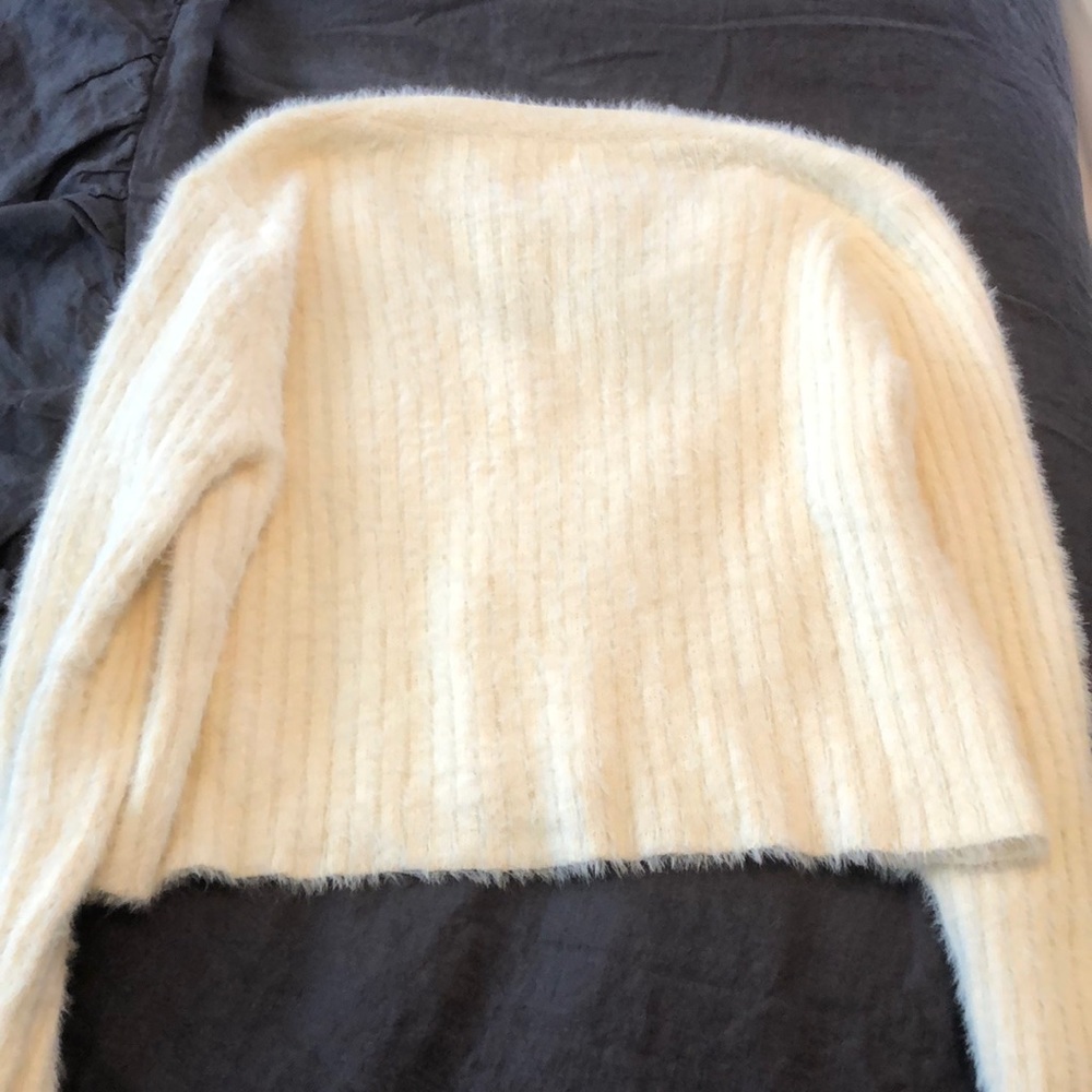 Sweater - Picture 3 of 3